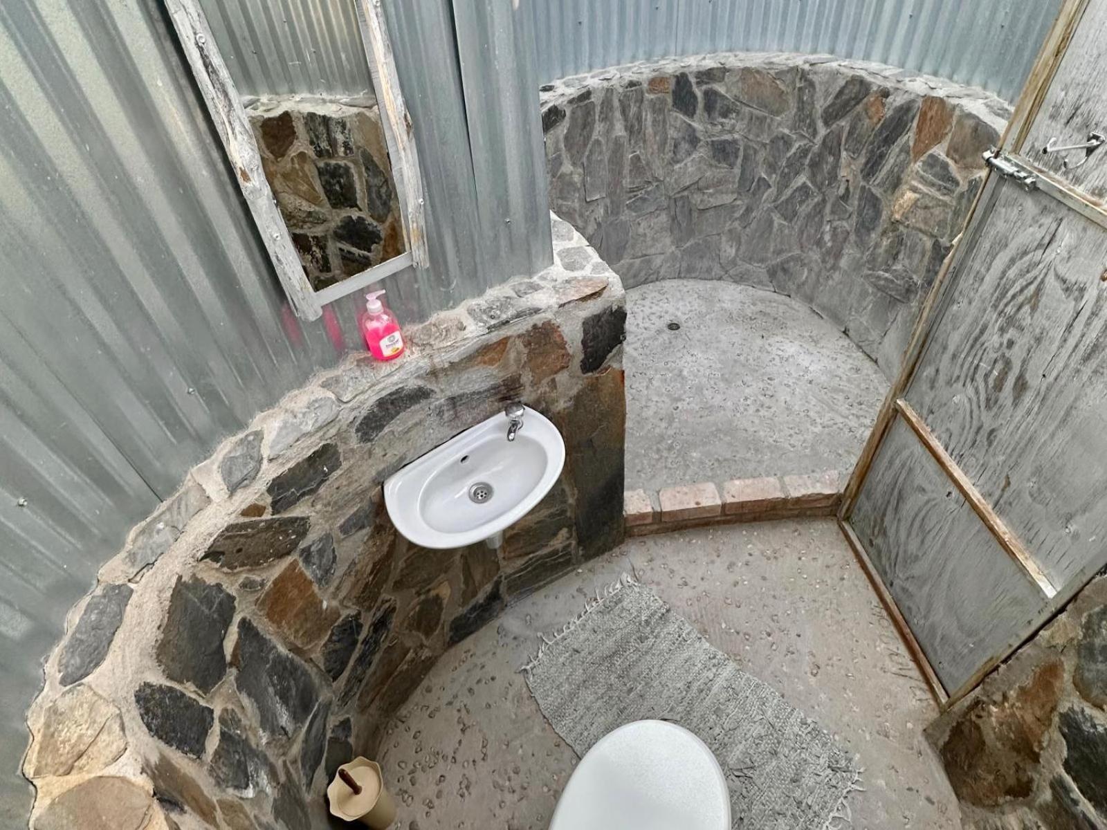 Daureb Isib Campsite And B&B Uis Εξωτερικό φωτογραφία